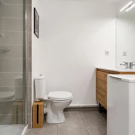 Cosy Gare Annemasse, Voie Verte & Frontiere Apartment